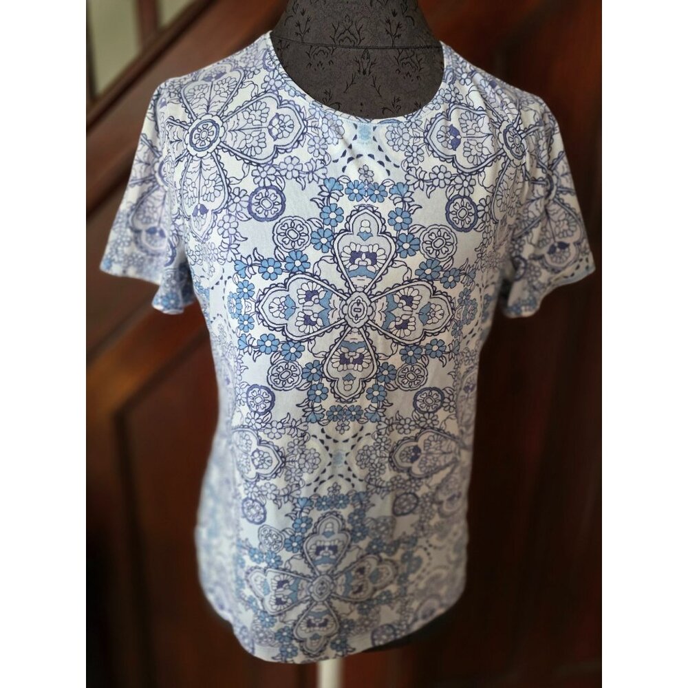 Talbots Blue & White Floral Pattern Tee Shirt M